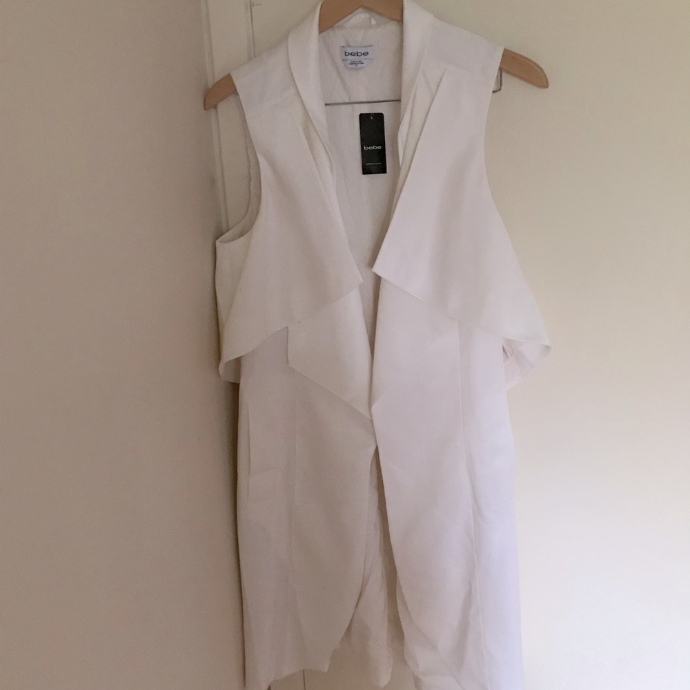 BEBE | sleeveless trench coat | NWT